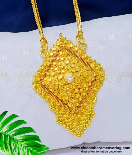 Chain locket hot sale gold design